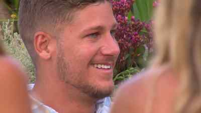 -Dom, sorry to put you in this position...
-[clicks tongue] - Love Island Australia