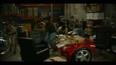 Don Neto! To the truck! - Narcos: Mexico