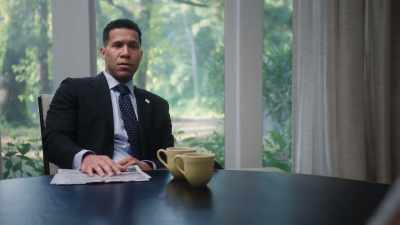 DONALD: ARE YOU OK? - Tyler Perry's The Oval