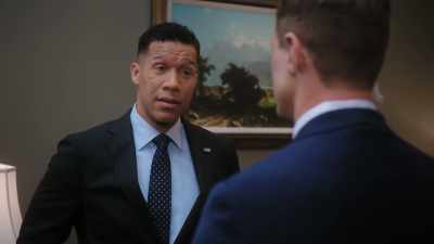 DONALD: GAYLE LEFT ON
YOUR WATCH. - Tyler Perry's The Oval