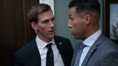 Donald: I will put a tail on
her, uh, - Tyler Perry's The Oval