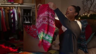 Donate.
CHUCKLES - Yuletide the Knot