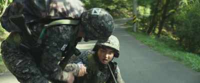 Dong-yeon, get up, dude. - Along with the Gods: The Two Worlds