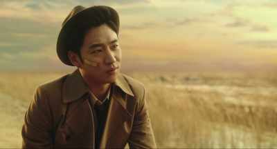 Dong Yi, friends should share.
dont you know? - Phantom Detective