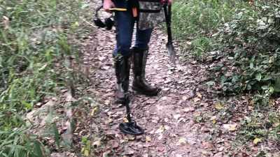 DONNA:
I started metal detecting
probably about 40 years ago. - Beyond Oak Island