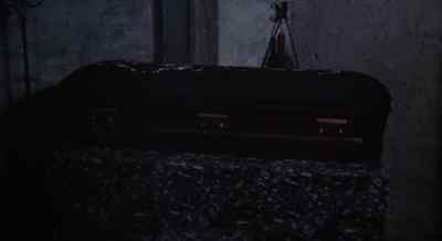 Donna. - Count Yorga, Vampire