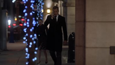 Donna,
unless it's an emergency... - Suits