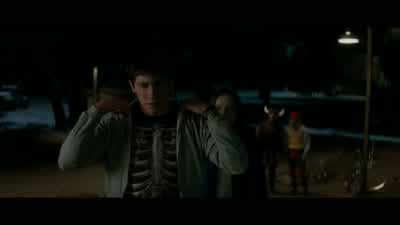 Donnie, nobody's here. - Donnie Darko