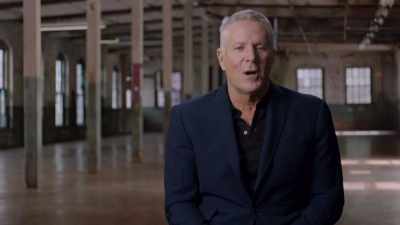 ‐ [Donny] So many startups
do have the great idea, - The Machines That Built America