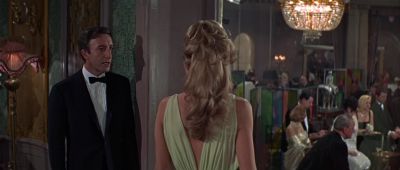 Don't be afraid It's a one way mirror - Casino Royale