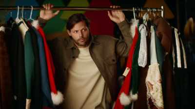 Don't be afraid to,
you know, think outside the box, - Reindeer Games Homecoming