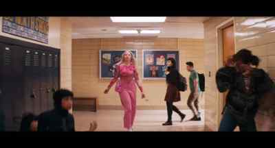 ♪ Don't be fooled by the pink ♪ - Mean Girls
