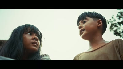 Don't be scared.
I told you I would protect you. - Bayi Ajaib