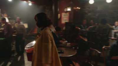 ♪ Don't you call me 'cause I can't go ♪ - The Marvelous Mrs. Maisel