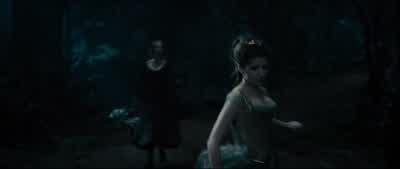 - Don't come any closer to me! - Into the Woods