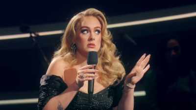 -Don't come for me.
-[AUDIENCE LAUGHS] - An Audience with Adele