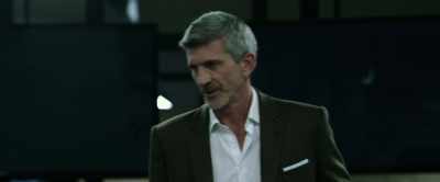 Don't do it, sir. I've been working this guy,
and this guy only, for three years. - Sniper: Ultimate Kill