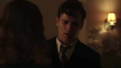 -Don't. Don't.
-Sorry. - The Last Tycoon