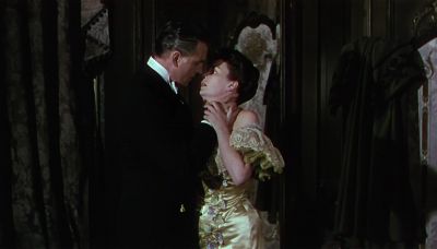 Don't ever use her perfume - Footsteps in the Fog