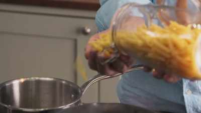 Don't forget to put
the pasta on. - James May: Oh Cook!
