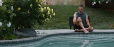 Don't you fuckin' move! - The Girl in the Pool
