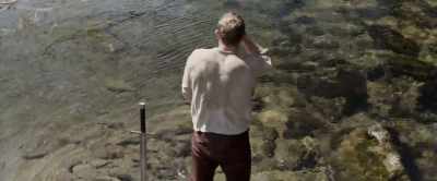 Don't get me wrong, I look away. - King Arthur: Legend of the Sword