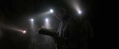 - Don't get me wrong.
- Take it easy, just get us out. - The Deep Dark