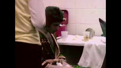 Don't give him ideas.
You don't rattle as good. - Queen: Rock the World