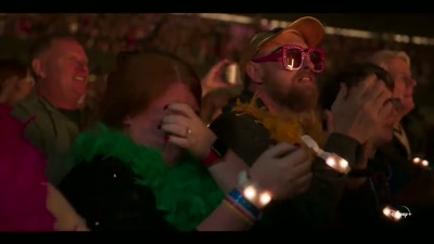 ("Don't Go Breaking My Heart" plays) - Elton John Live: Farewell from Dodger Stadium