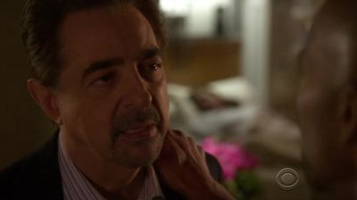 Don't hurt me.
Please. - Criminal Minds