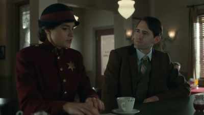 - Don't journalists - Frankie Drake Mysteries