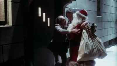 Don't just stand there!
Come on in! - Christmas Evil