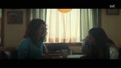 ♪ Don't knock it ♪ - Three Women