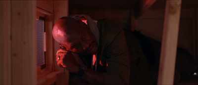 Don't leave me in there
with everybody else. I just... - Rogue Hostage