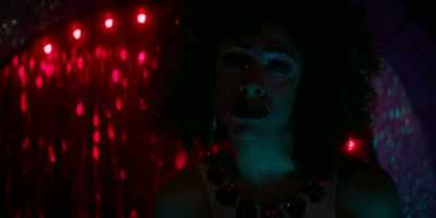 ♪ Don't leave me
in all this pain ♪ - Katy Keene