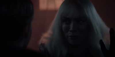 Don't leave me. No, no, no. - Batwoman