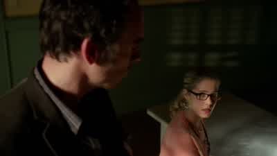 Don't leave town. - Arrow