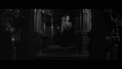 Don't let me go.
Stay with me. - Eli Roth's History of Horror