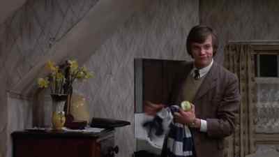 Don't let me hold you up. - O Lucky Man!