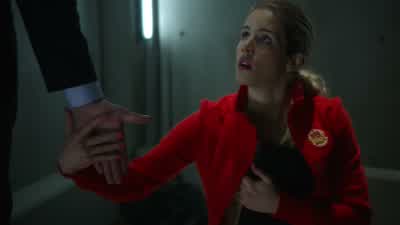 Don't look down. - Arrow