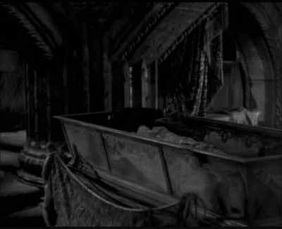 Don't look now, but old grandpappy's
having a nightmare. - Scared Stiff