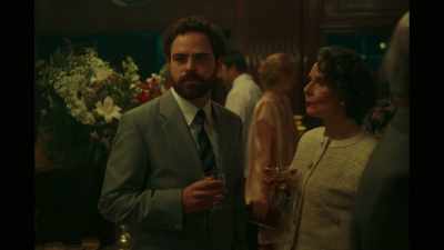 - Don't look!
- You told him it's not against him, right? - Argentina, 1985