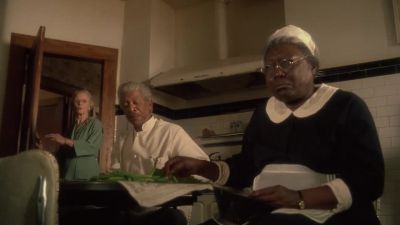 Don't make a mess with those peas - Driving Miss Daisy