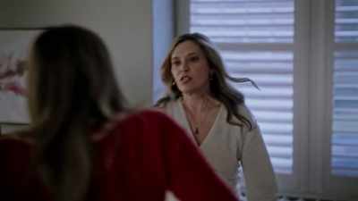 - Don't make--
- Hey! - The Face I Can't Forget