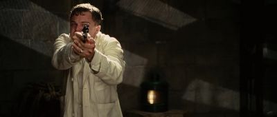 -Don't move! Don't move!
-Andrew! Andrew! No. No. - Shutter Island