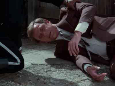  Don't move.
 I'll get an ambulance. - Beyond Westworld