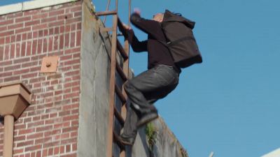 Don't move! - NCIS: New Orleans