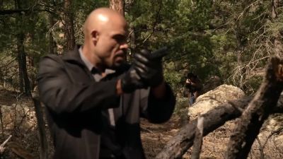 Don't move! - Longmire