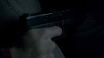Don't move. - The Killing
