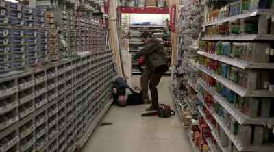 - Don't move!
- Stop that. - Will Trent